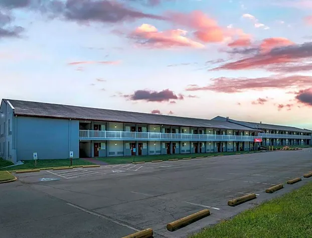 Red Roof Inn Doswell - Kings Dominion hotel detail image 4