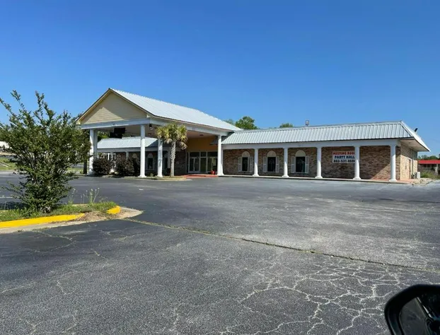 Orangeburg Inn & Suites hotel detail image 1