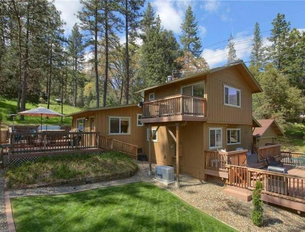 The Juniper Bear Lodge by BnB Yosemite hotel detail image 3