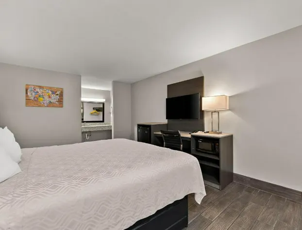 Econo Lodge Inn & Suites Laredo - Nuevo Laredo hotel detail image 3