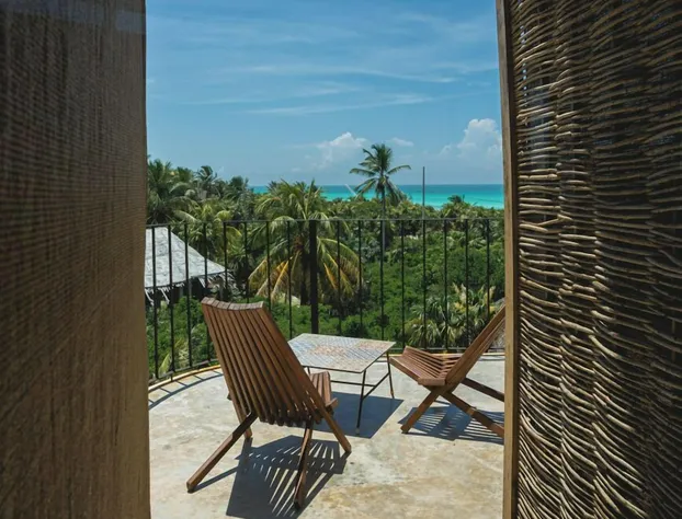 Casa Mia El Cuyo Eco Beach Boutique hotel detail image 3