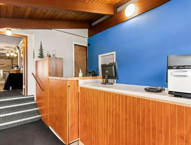 Rodeway Inn Oscoda hotel detail image 4