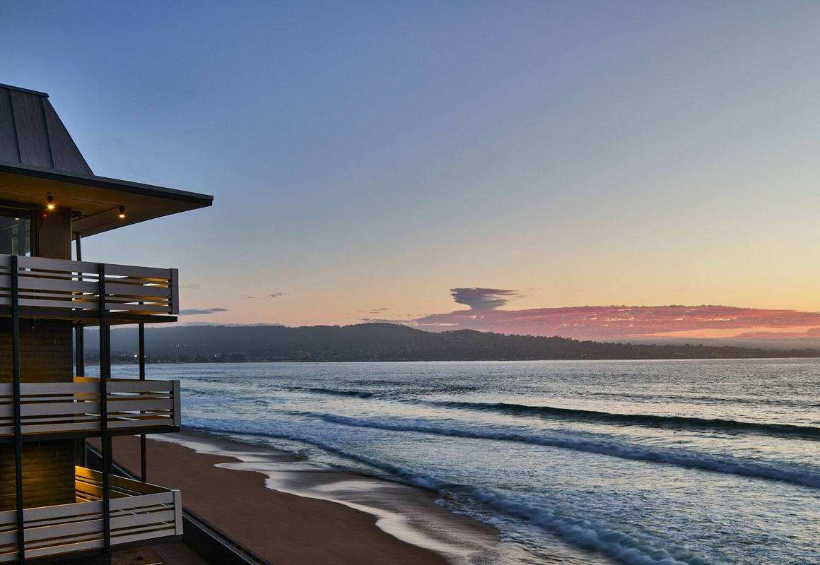 Monterey Beach Hotel, a Tribute Portfolio Hotel by Marriott hotel hero