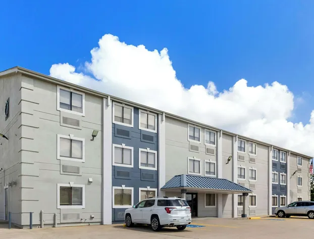 SureStay by Best Western Groves hotel detail image 1