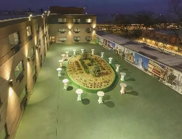 Best Western Plus Hyde Park Chicago Hotel hotel detail image 2