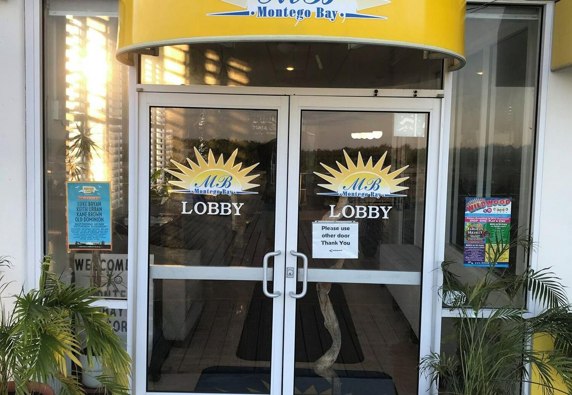 Montego Bay Resort hotel hero