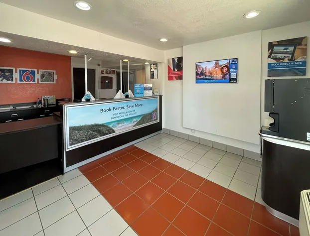 Studio 6 Galveston, TX hotel detail image 4