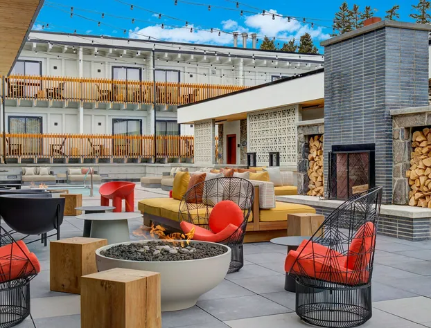 Moxy Banff hotel detail image 4