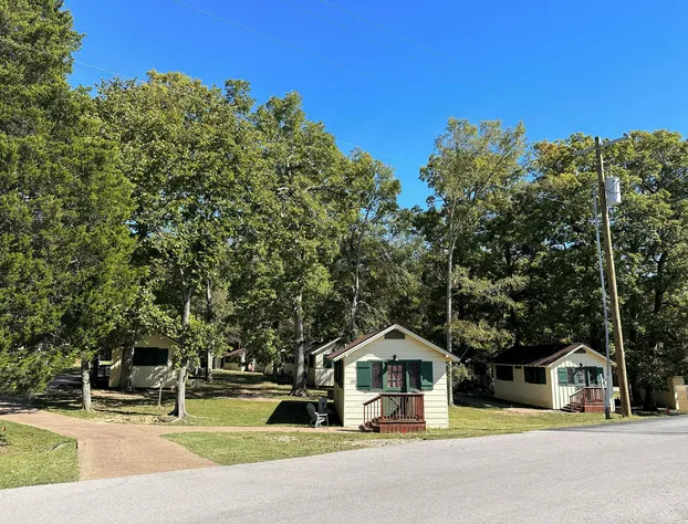 The Lodge at Mammoth Cave hotel detail image 1