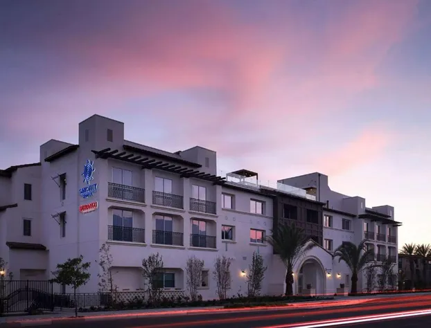 Sanctity Hotel Rancho Cucamonga, Tapestry Collection Hilton hotel detail image 1