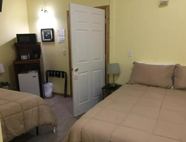 Cantwell Cabins hotel detail image 4