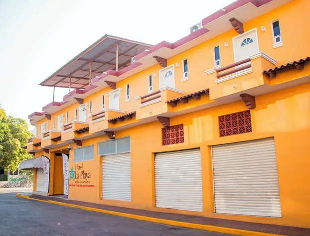 OYO Hotel La Playa hotel detail image 2