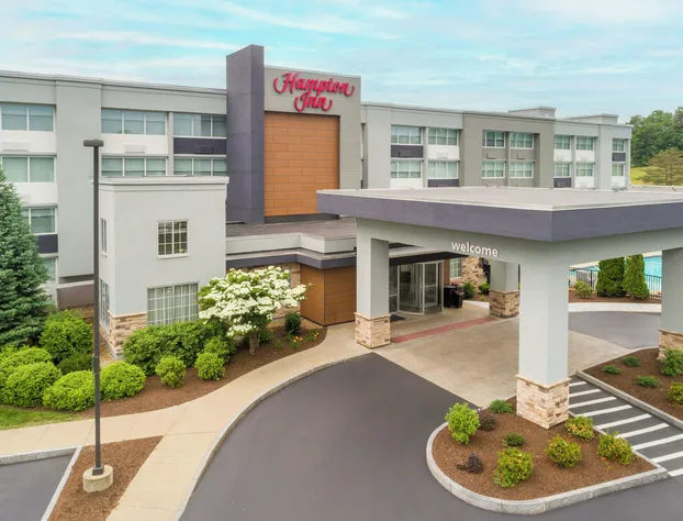 Hampton Inn Manchester Downtown hotel detail image 1