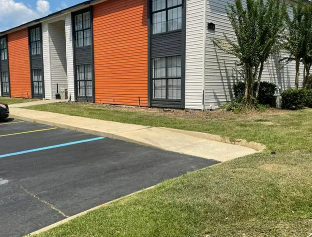 Ramada by Wyndham Studio Suites Dothan hotel detail image 1