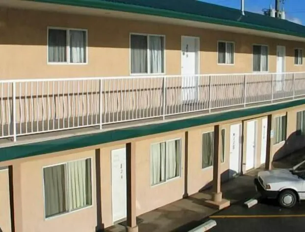 Travelodge by Wyndham Merritt hotel detail image 2