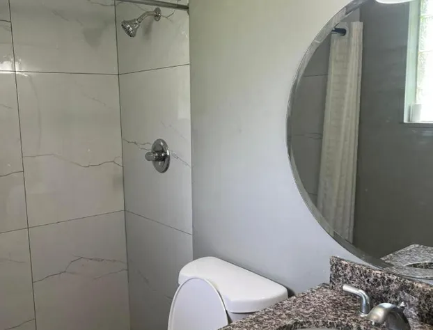 Red Carpet Inn hotel detail image 3