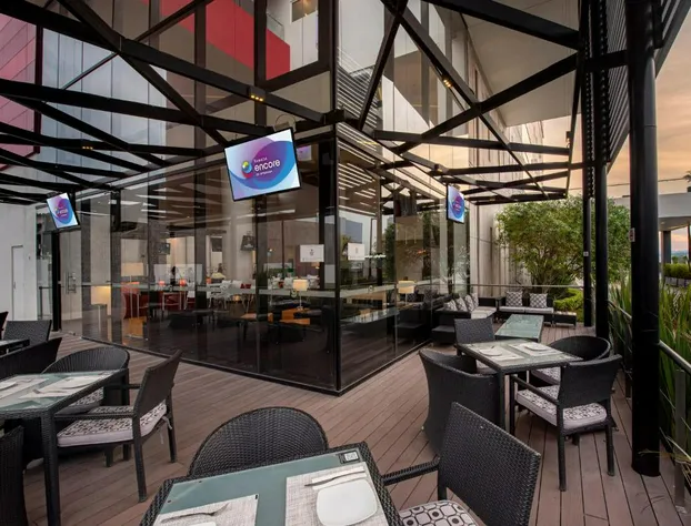 Ramada Encore by Wyndham Queretaro hotel detail image 4