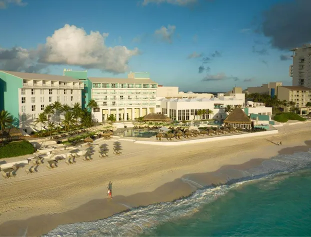 The Westin Cancun Resort Villas & Spa hotel detail image 2