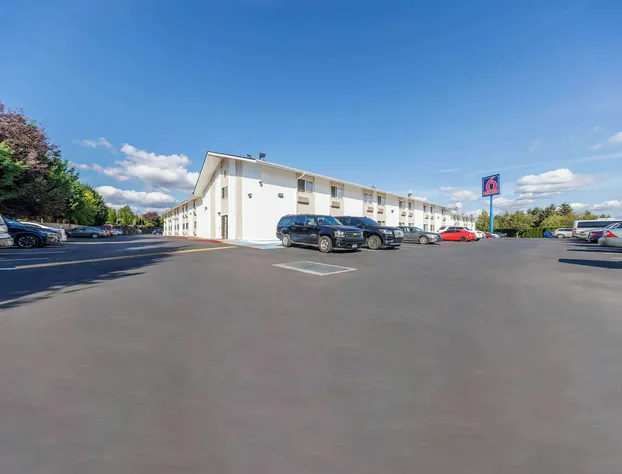 Studio 6 Seattle, WA – Sea-Tac Airport South hotel detail image 2