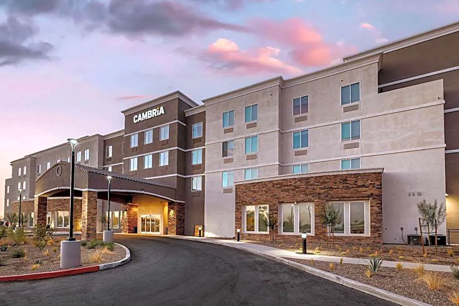 Cambria Hotel El Centro - Imperial hotel hero