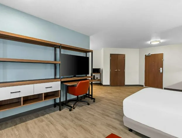 Everhome Suites Temecula hotel detail image 3