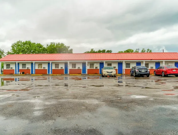 Budget Inn By OYO Palestine Tx Hwy 79 hotel detail image 1