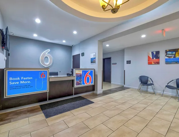Studio 6 Suites Texas City, Tx – I-45 South hotel detail image 4