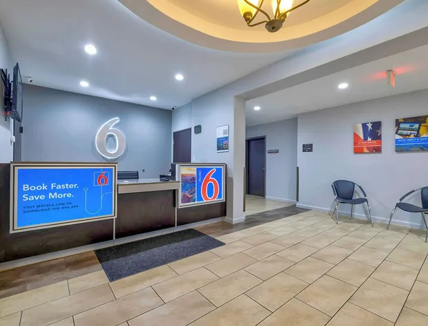 Studio 6 Suites Texas City, Tx – I-45 South hotel detail image 4