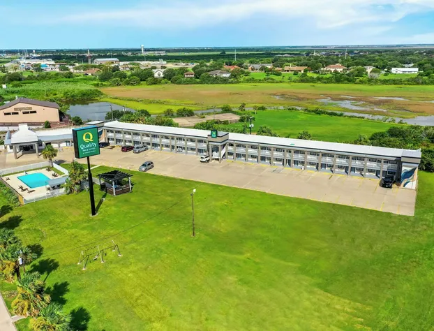 Quality Inn & Suites Port Lavaca near Lighthouse Beach hotel detail image 4