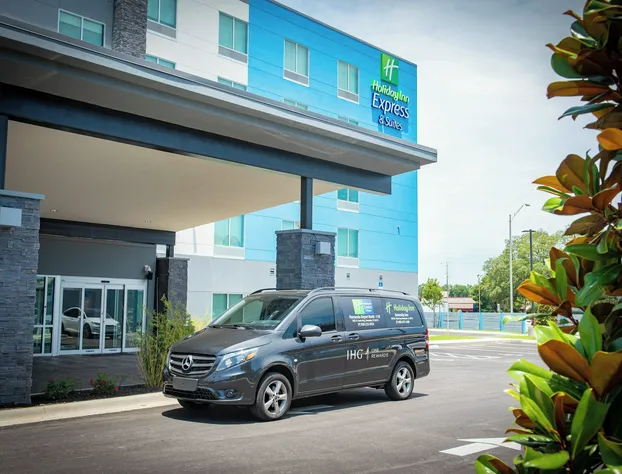 Holiday Inn Express & Suites Pensacola Airport North – I-10 by IHG hotel detail image 4