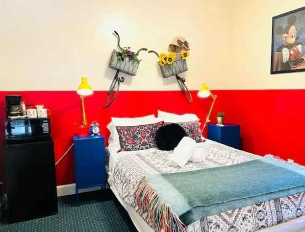 Somerset hotel detail image 2