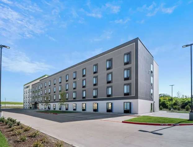 ECHO Suites Extended Stay by Wyndham Dallas Plano/Frisco hotel detail image 2