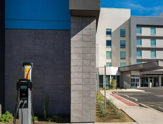 Home2 Suites BY Hilton Phoenix Midtown hotel detail image 3