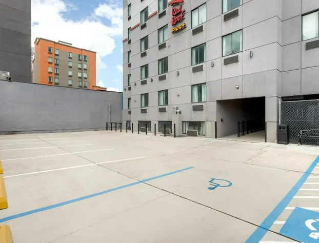 Red Roof Inn PLUS+ Jamaica, NY – JFK Airport hotel detail image 3