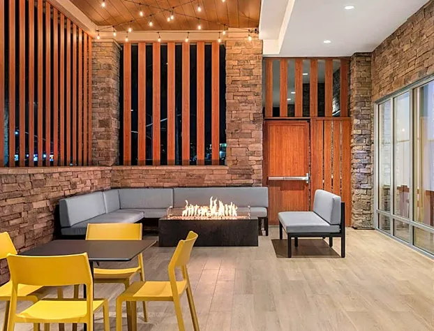 Home2 Suites By Hilton Eureka hotel detail image 3