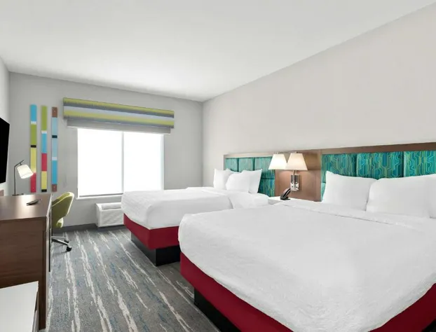 Hampton Inn & Suites Sherman hotel detail image 4