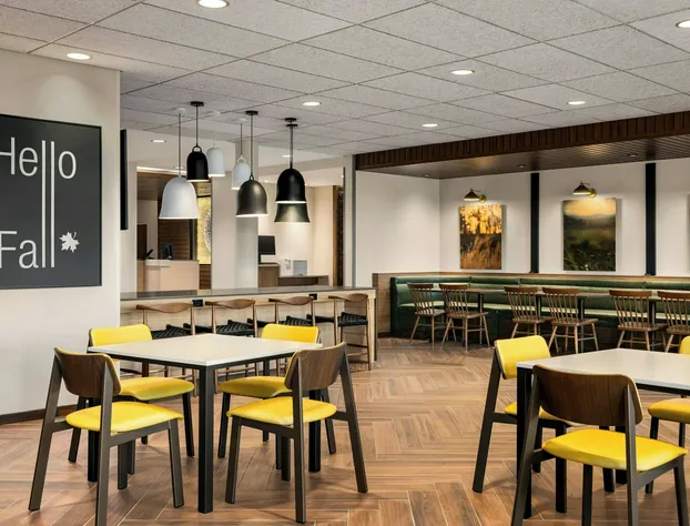 Fairfield by Marriott Inn & Suites Bethlehem PA hotel detail image 4