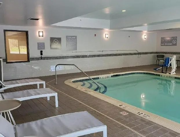 Spark by Hilton Erie hotel detail image 3