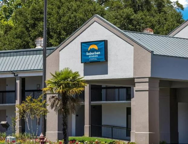 Suburban Studios Hinesville - Fort Stewart Area hotel detail image 2