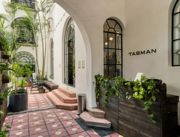 Santa Casa by Tasman hotel detail image 1