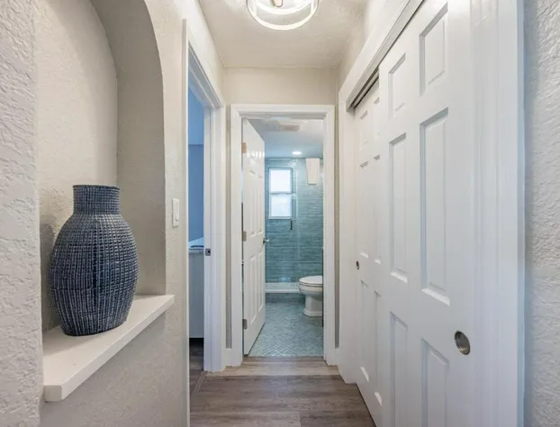 Blue Wave Suites hotel detail image 3