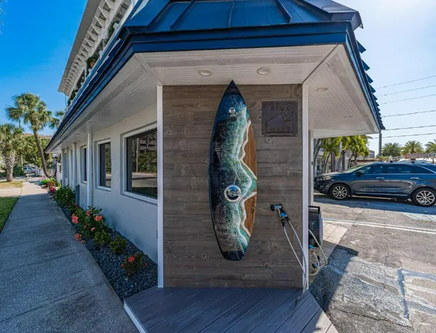 Blue Wave Suites hotel detail image 1