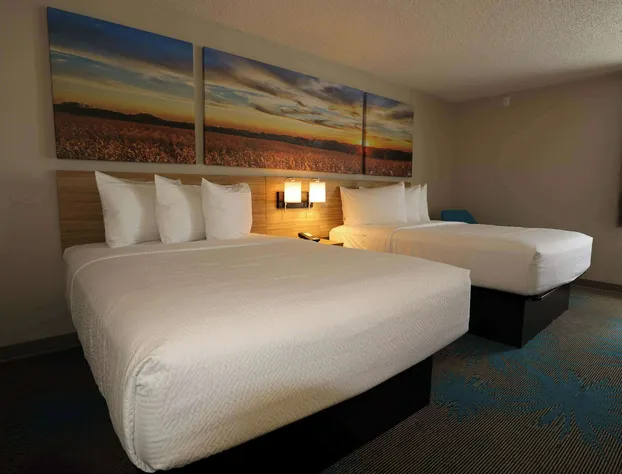 Days Inn by Wyndham Mandan Bismarck Area hotel detail image 2