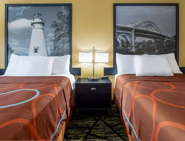 Super 8 by Wyndham Wooster hotel detail image 4