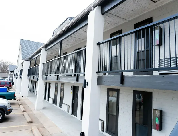 motel one bartlesville hotel detail image 1