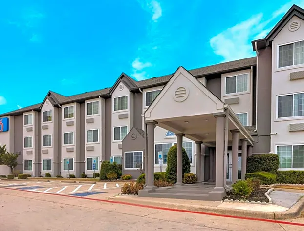 Motel 6-Fort Worth, TX - Burleson hotel detail image 1