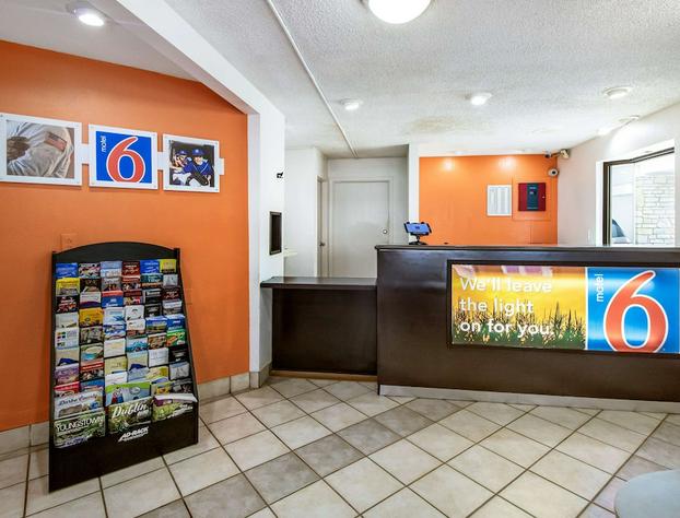 Motel6 Dayton Englewood hotel detail image 1