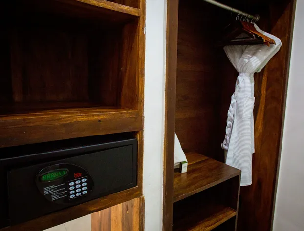 Le Reve Hotel Boutique Beachfront Hotel hotel detail image 2