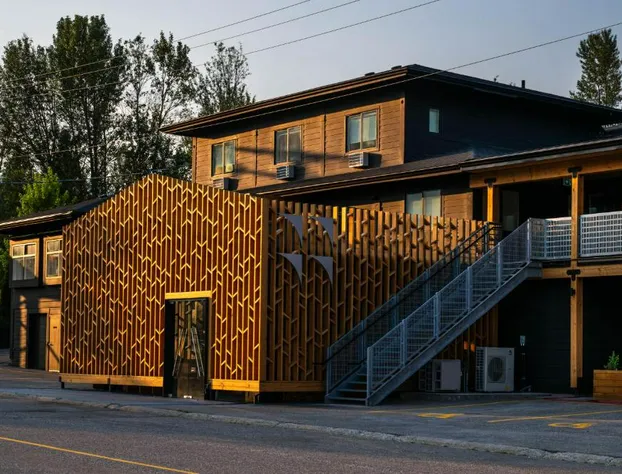 Gravity Haus Revelstoke hotel detail image 3