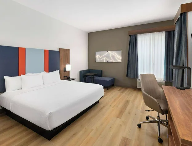 La Quinta by Wyndham Chelsea Birmingham hotel detail image 2